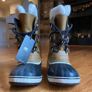Sorel Kids Snow Boots Size 3
